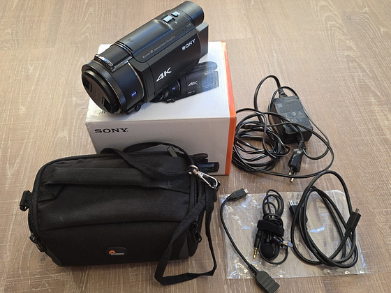 Müüa Sony FDR-AX53 4K videokaamera komplekt (palju lisasid)