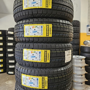 215 55 R 17 Sonix Snowrover 868 ( UUED )