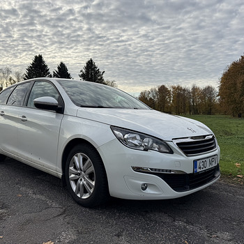PEUGEOT 308 2016 г. 1,2 бензин 81 кВт