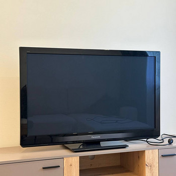 Плазменный телевизор 42" Panasonic VIERA (Full HD)