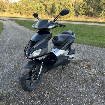 APRILIA SR50R