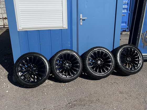 Erilaiused BMW Style 252 Veljed + Michelin Naastrehvid