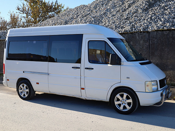 Volkswagen LT 35D Passenger 2.8 TDI 92kW