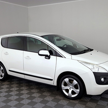 Peugeot 3008 Elegance 1.6 88kW