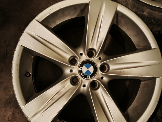 Диски BMW с новыми зимними шинами R18