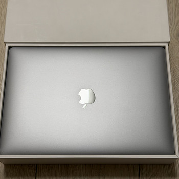 Apple Macbook Air 13 M1 8/256GB SpG SWE v heas korras