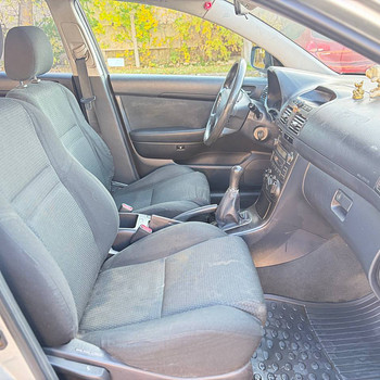TOYOTA AVENSIS