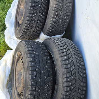 Зимние шины 195/65 R15