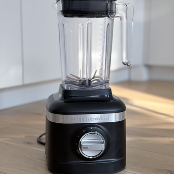 Почти новый блендер KitchenAid