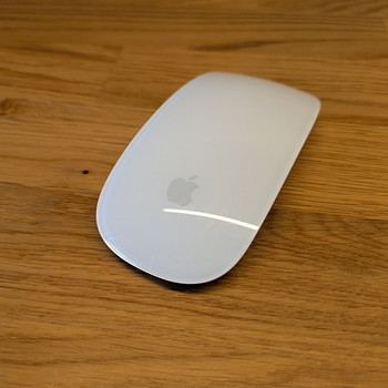 Apple Magic Mouse 2 (A1657)