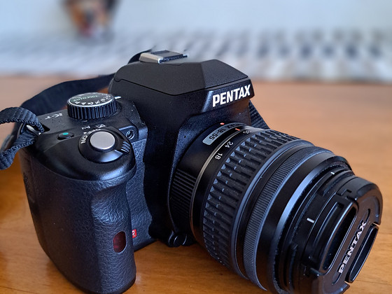Pentax kr + 18-55mm
