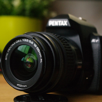 Pentax kr + 18-55mm