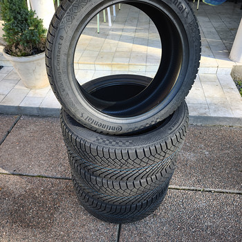 Ламельные шины 235/45R18 Continental Viking Contact 8
