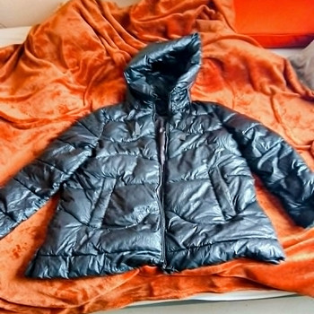 Продам куртку Vittoria Fashion размер 54