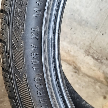 275 40 20