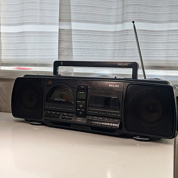 Магнитола Philips