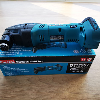 Многофункциональный инструмент Makita DTM50Z