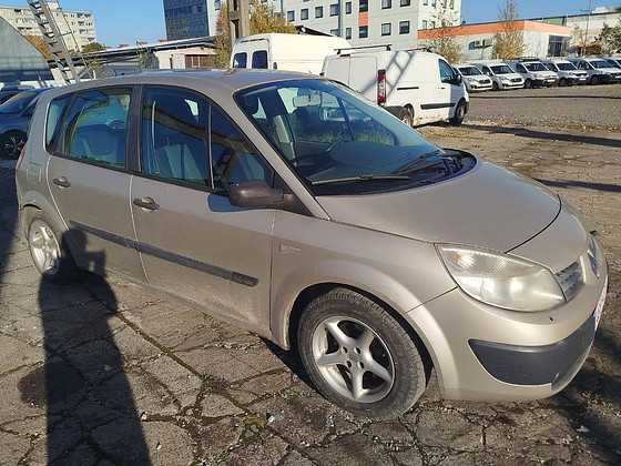 Renault Scenic Elegance 1.6 82kW