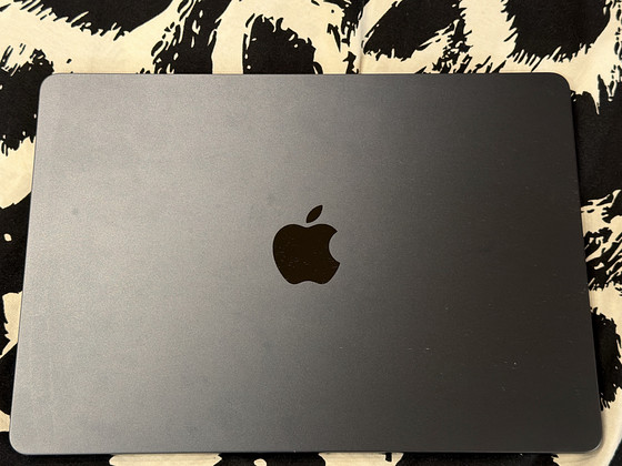 MacBook Air Apple M2 8/256, батарея 94%; 160 циклов, как НОВЫЙ