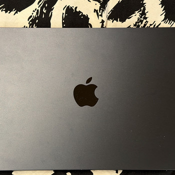 MacBook Air Apple M2 8/256, батарея 94%; 160 циклов, как НОВЫЙ