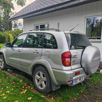 TOYOTA RAV4