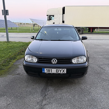 VW GOLF