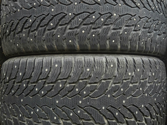 R20 X5 шины Nokian разных размеров 275/40/20 & 315/35/20 E53