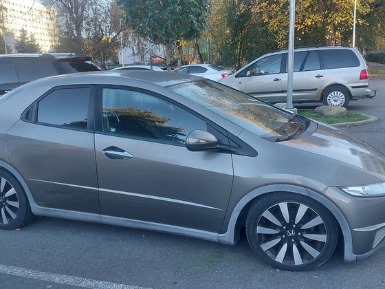 HONDA CIVIC 1.8 AUTOMAAT — 2006 a.