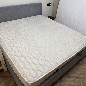 Континентальная кровать 180 × 200 см с матрасом