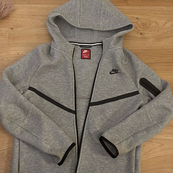 Nike tech fleese