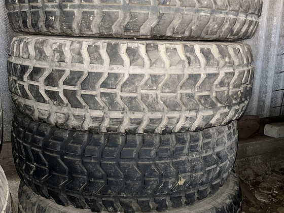 37x12.5 R16.5, Goodyear Wrangler MT, Hummer / Humvee rehvid