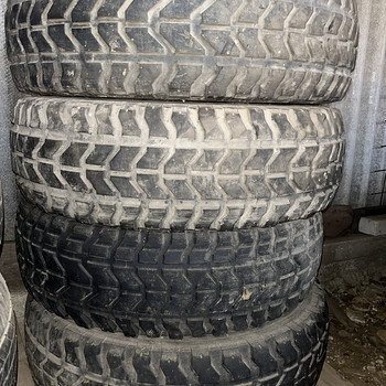 37x12.5 R16.5, Goodyear Wrangler MT, Hummer / Humvee rehvid