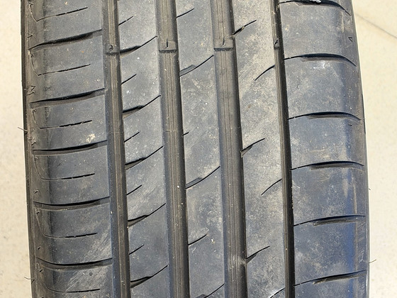 235/45R18 Tourador X SPEED TU1, 5,5-6,5mm, DOT 1524