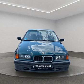 BMW 318i E36
