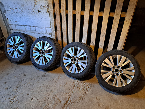 17" диски Mazda с зимними шинами