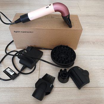 Dyson HD17 SUPERSONIC r