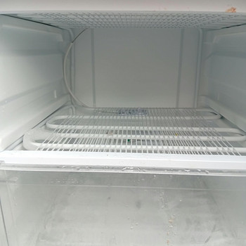 Продам чёрную морозильную камеру — 40 €