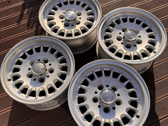 Продаются 14” диски BMW