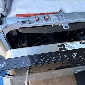 Встраиваемая посудомоечная машина 45 см Whirlpool