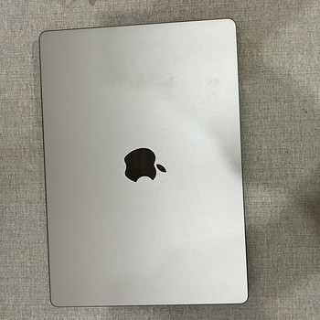 MacBook Pro 14" M1 Max 2021 – 64 ГБ / 512 ГБ
