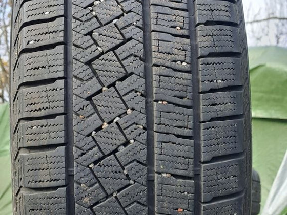 M+S 215 55 17, Pirelli IceZero Asymmetrico