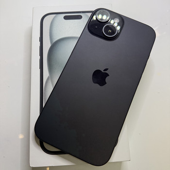 iPhone 15 128GB