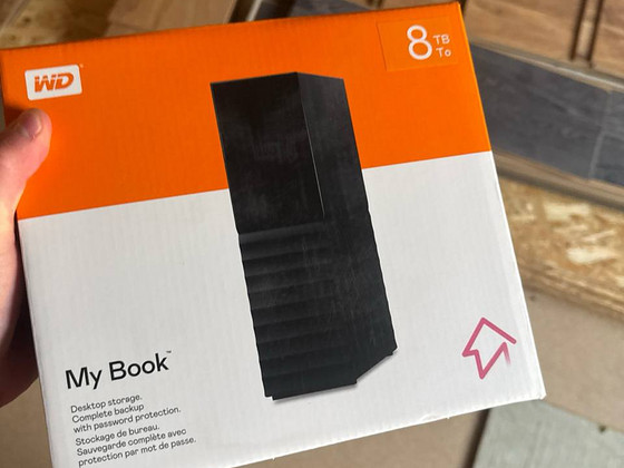 Western Digital WD My Book 8TB — внешний настольный жёсткий диск