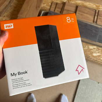 Western Digital WD My Book 8TB — внешний настольный жёсткий диск