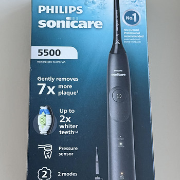 Philips Sonicare Series 5500 HX7111/01 , Black