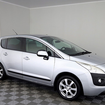 Peugeot 3008 Elegance 1.6 115kW