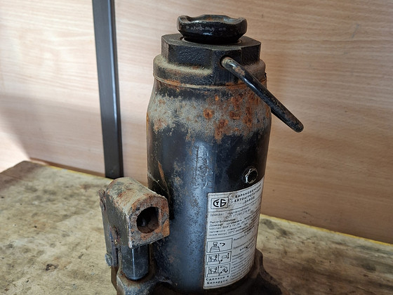 12 t tungraud