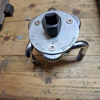 Õlifiltri võti 3/8" 65-130 mm