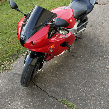 Yamaha fzr1000 A2
