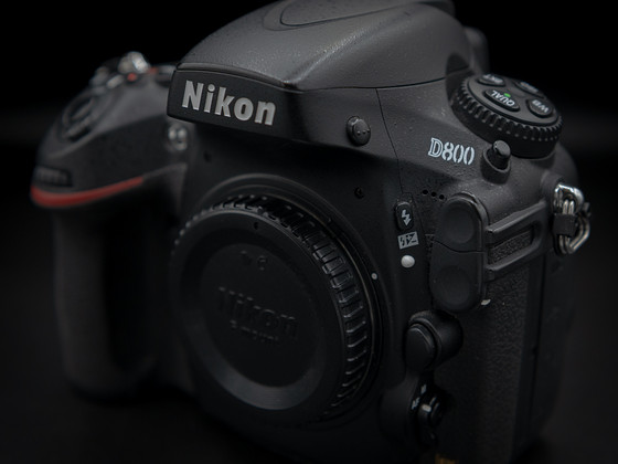 Nikon D800 täiskaader kaamera, väikese läbisõiduga